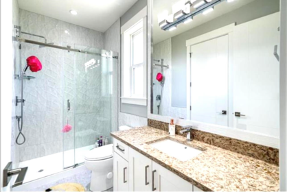 Laundry Room Photo of 17012 57 Avenue, Surrey, BC