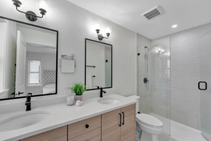 Hallway Photo of 37 20189 84 Avenue, Langley, BC