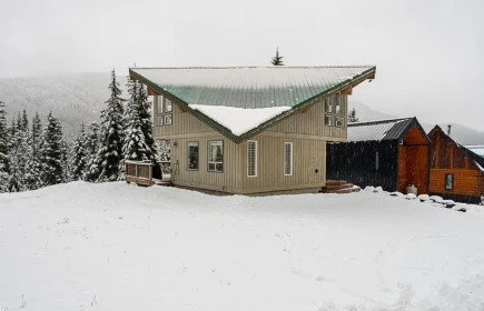 Community Amenities Photo (Clubhouse) of 20806 Sakwi Creek Road, Mission, BC