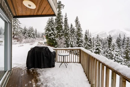 Hot Tub / Spa Photo of 20806 Sakwi Creek Road, Mission, BC