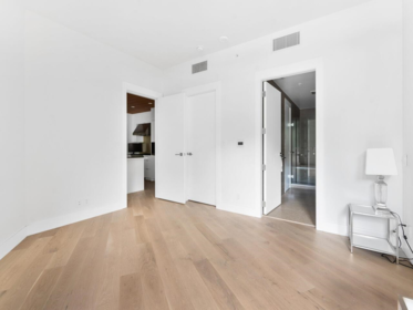 Breakfast Nook Photo of 405 6687 Nelson Avenue, West Vancouver, BC