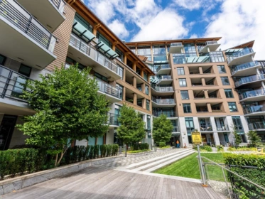 405 6687 Nelson Avenue, West Vancouver, BC