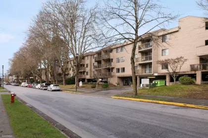 210 8511 Ackroyd Road, Richmond, BC, Richmond — Apartment/Condo for sale