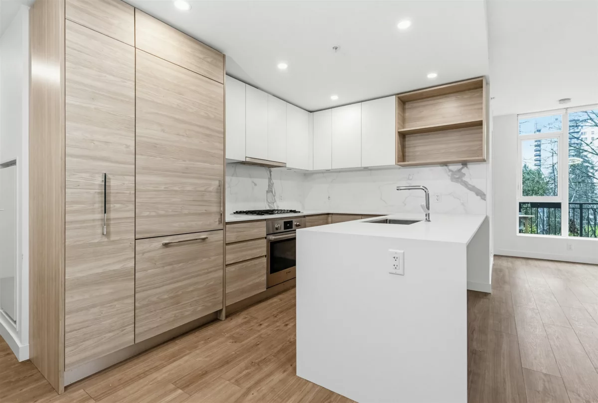 Kitchen Island Photo of 201 585 Austin Avenue, Coquitlam, BC