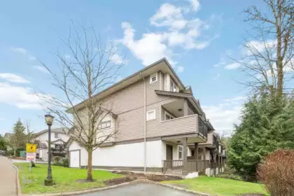 112 4401 Blauson Boulevard, Abbotsford, BC, Abbotsford — Townhouse for sale