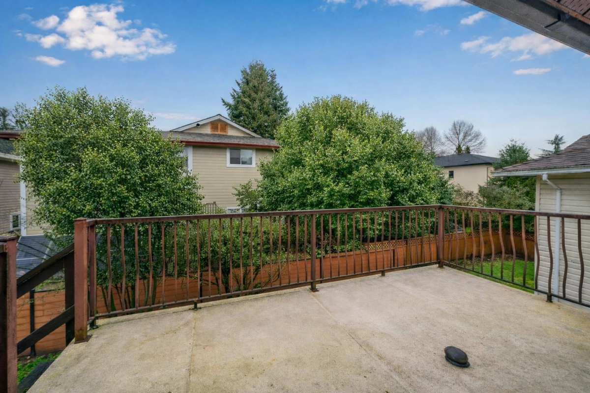 Hot Tub / Spa Photo of 2813 Windrum Avenue, Coquitlam, BC