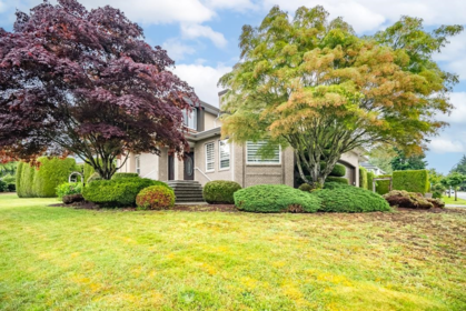 Garden / Landscaping Photo of 18467 55 Avenue, Surrey, BC