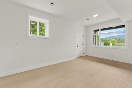 Mudroom Photo of 33664 Dewdney Trunk Road, Mission, BC
