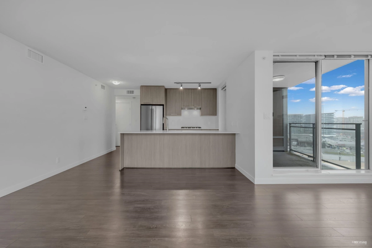 Entry Foyer Photo of 1109 7708 Alderbridge Way, Richmond, BC