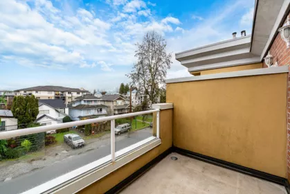 Basement Recreation Room Photo of 305 2340 Hawthorne Avenue, Port Coquitlam, BC