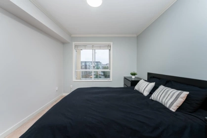 Bedroom 3 Photo of 305 2340 Hawthorne Avenue, Port Coquitlam, BC