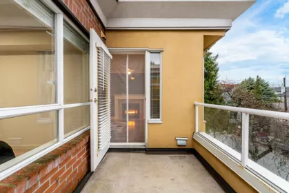 Laundry Room Photo of 305 2340 Hawthorne Avenue, Port Coquitlam, BC
