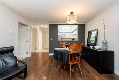 Pantry Photo of 305 2340 Hawthorne Avenue, Port Coquitlam, BC