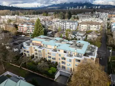 Swimming Pool Photo of 305 2340 Hawthorne Avenue, Port Coquitlam, BC