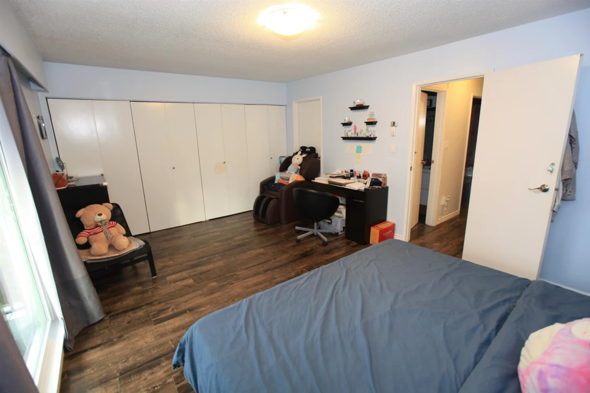 Primary Bathroom Photo of 20 10940 Springmont Drive, Richmond, BC