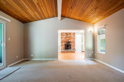 Entry Foyer Photo of 6520 Bradford Place, Delta, BC