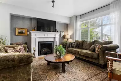 Family Room Photo of 15 5700 Jinkerson Road, Chilliwack, BC