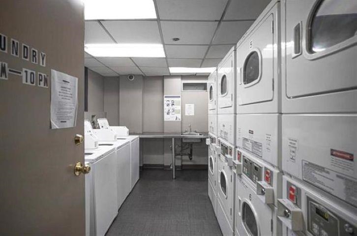 Primary Bedroom Photo of 405 789 Drake Street, Vancouver, BC