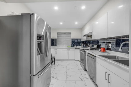 56 9955 140 Street, Surrey, BC, Surrey — Townhouse for sale