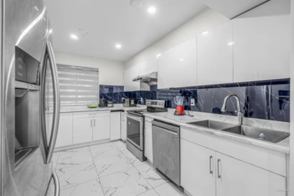 56 9955 140 Street, Surrey, BC, Surrey — Townhouse for sale