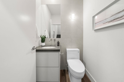 Hallway Photo of 1 638 E 46th Avenue, Vancouver, BC