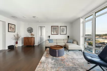 1202 1455 George Street, White Rock, BC