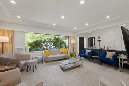 869 Clements Avenue, North Vancouver, BC