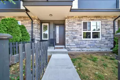 Basement Recreation Room Photo of 10 19255 Aloha Drive, Surrey, BC