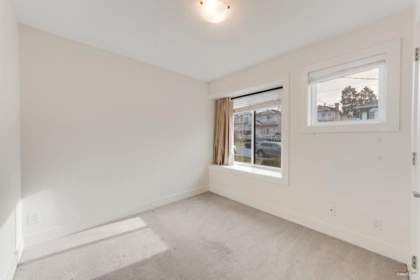Office / Den Photo of 5087 Dominion Street, Burnaby, BC