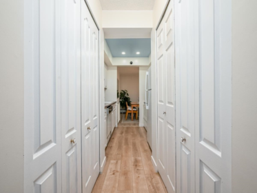 Basement Recreation Room Photo of 201 2336 Wall Street, Vancouver, BC