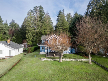Playground / Recreational Area Near 1537 Mccullough Road, Sechelt, BC