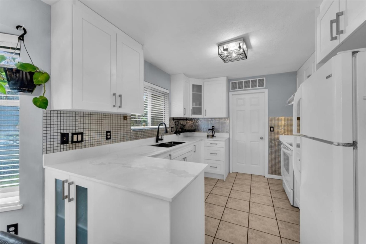 Primary Bedroom Photo of 3 6675 No. 2 Road, Richmond, BC
