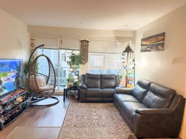 213 10838 Whalley Boulevard, Surrey, BC
