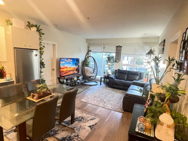 213 10838 Whalley Boulevard, Surrey, BC