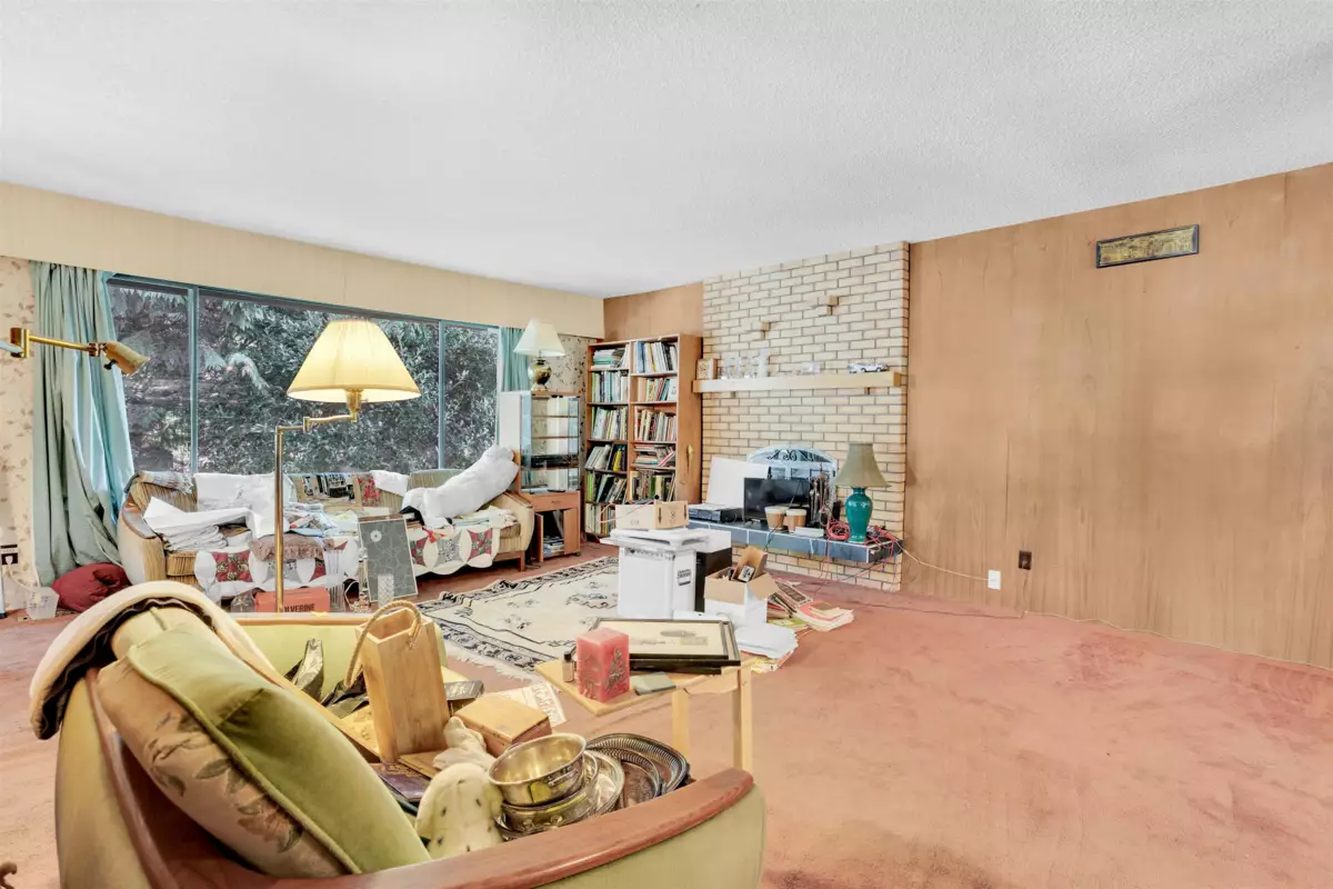 Living Room Photo of 9533 139 Street, Surrey, BC