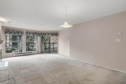 215 2968 Burlington Drive, Coquitlam, BC, Coquitlam — Apartment/Condo for sale
