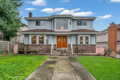 2068 Scarboro Avenue, Vancouver, BC, Fraserview VE — 8 bed single family residence for sale