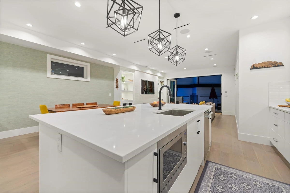 Dining Area Photo of 336 E Keith Road, North Vancouver, BC