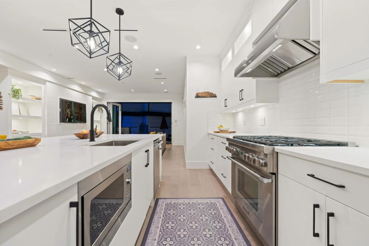 Family Room Photo of 336 E Keith Road, North Vancouver, BC