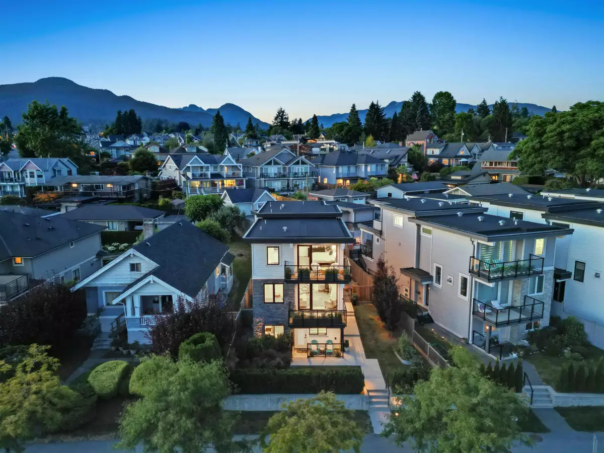 Fitness Center Photo Near 336 E Keith Road, North Vancouver, BC