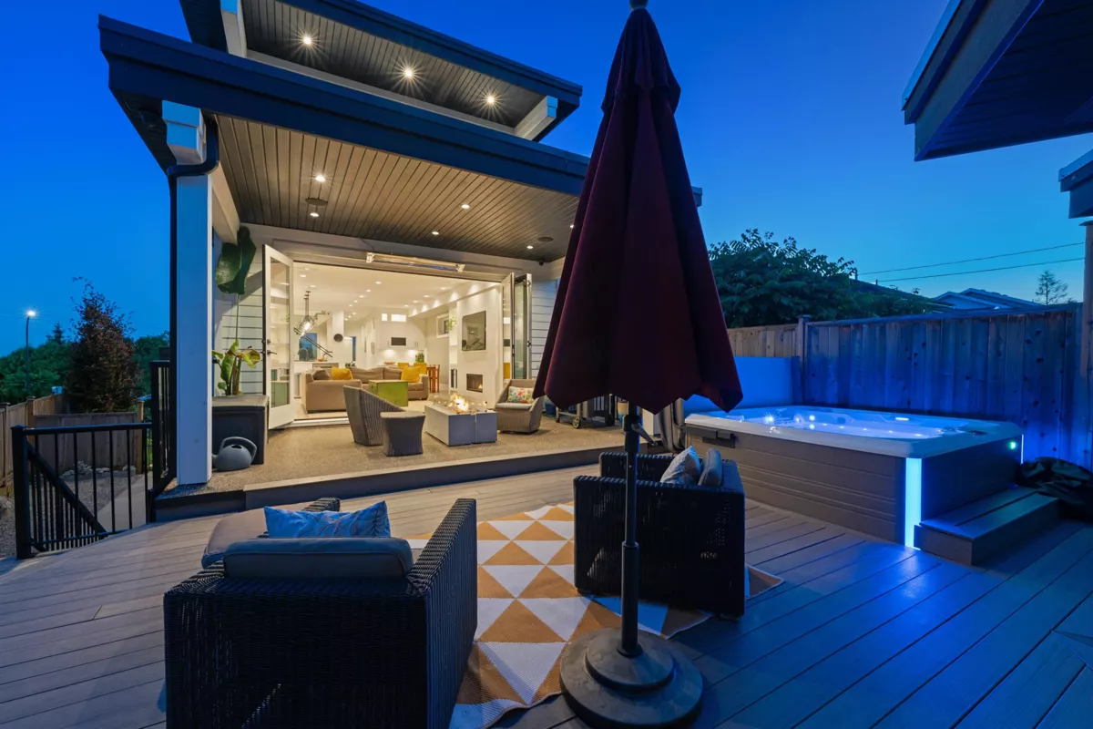 Garden / Landscaping Photo of 336 E Keith Road, North Vancouver, BC