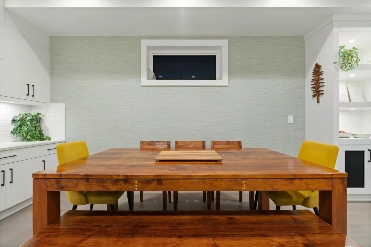 Kitchen Island Photo of 336 E Keith Road, North Vancouver, BC