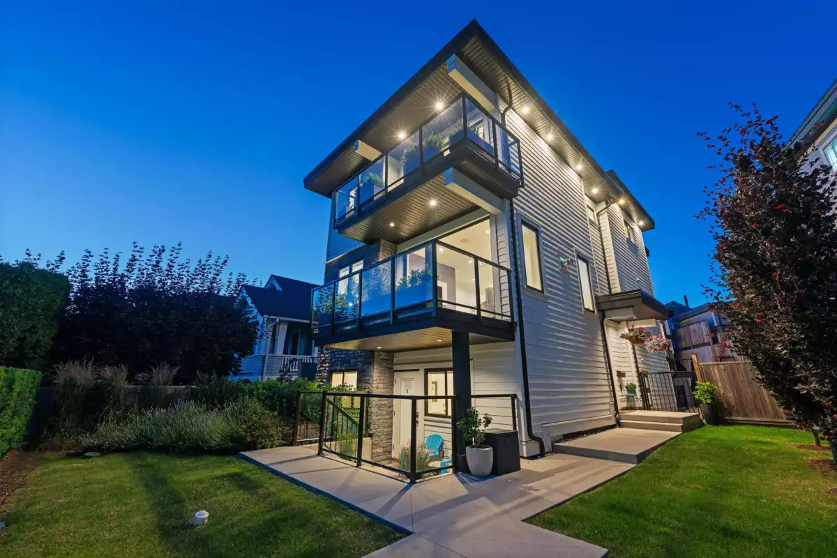 Neighborhood Park Photo Near 336 E Keith Road, North Vancouver, BC