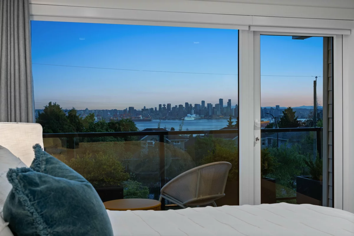 Office / Den Photo of 336 E Keith Road, North Vancouver, BC