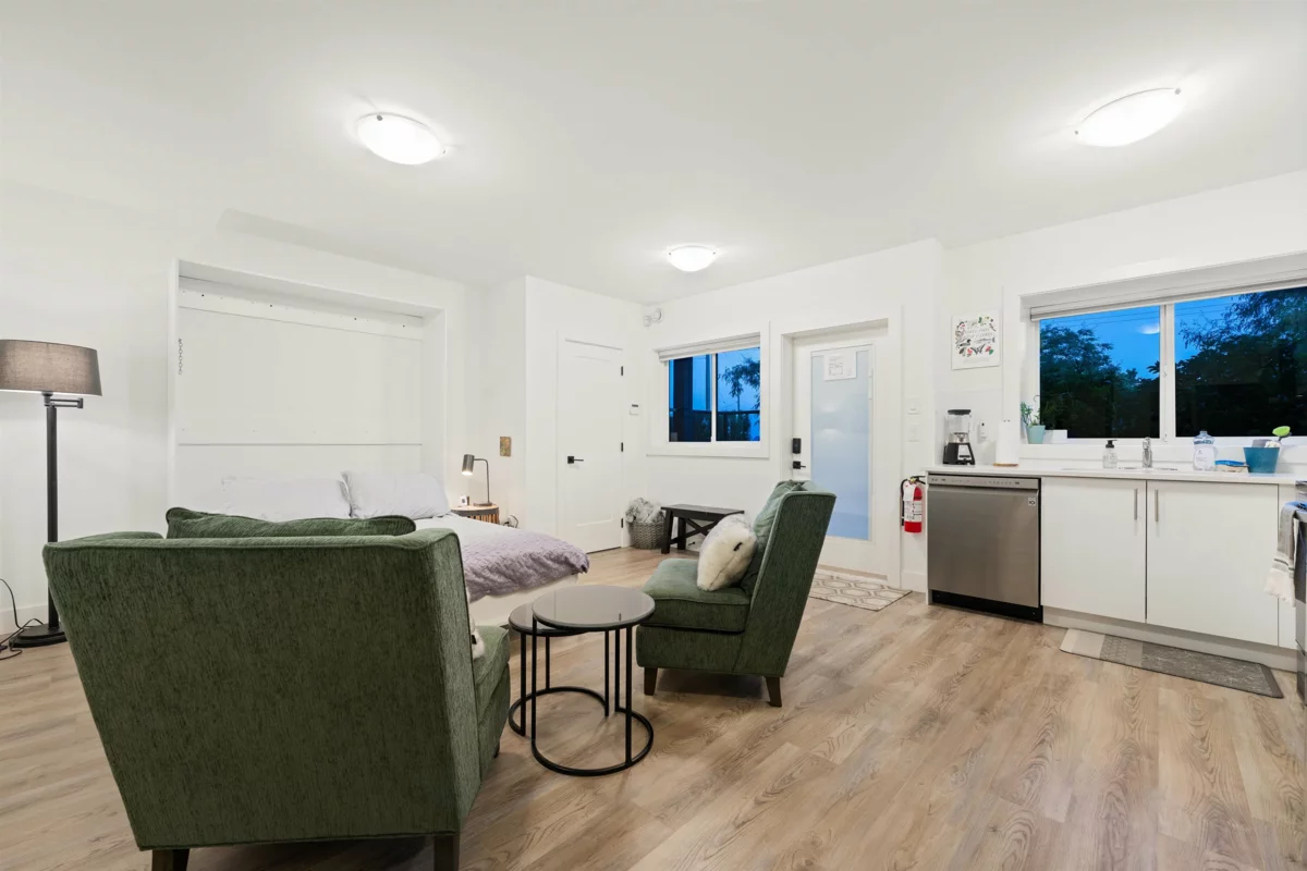 Outdoor Deck Photo of 336 E Keith Road, North Vancouver, BC