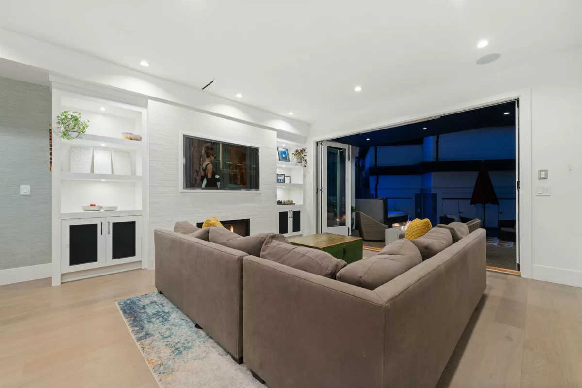 Primary Bedroom Photo of 336 E Keith Road, North Vancouver, BC