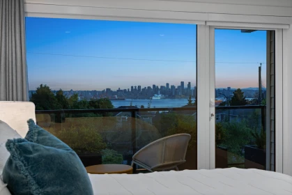 Office / Den Photo of 336 E Keith Road, North Vancouver, BC