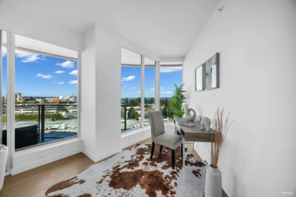 Office / Den Photo of 703 1439 George Street, White Rock, BC