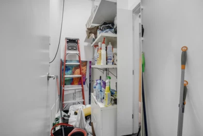 Powder Room Photo of 309 33 W Pender Street, Vancouver, BC