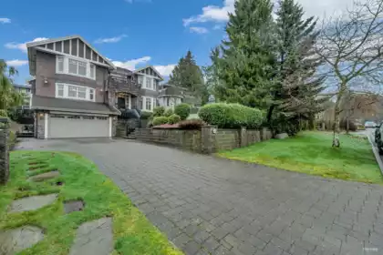 4841 Clinton Street, Burnaby, BC, Burnaby — Single Family Residence for sale